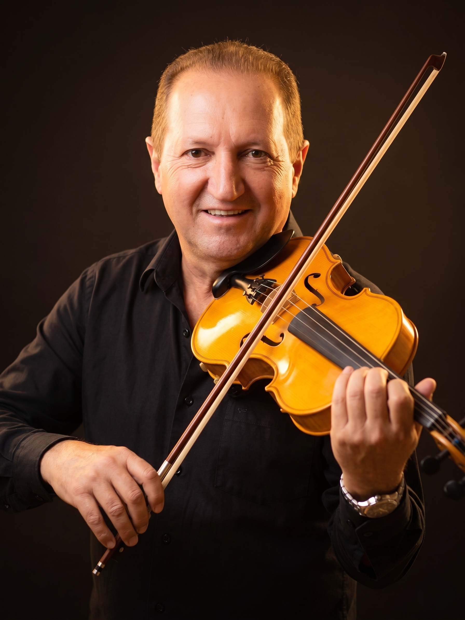 Luiz Carlos ao Violino — Retrato profissional